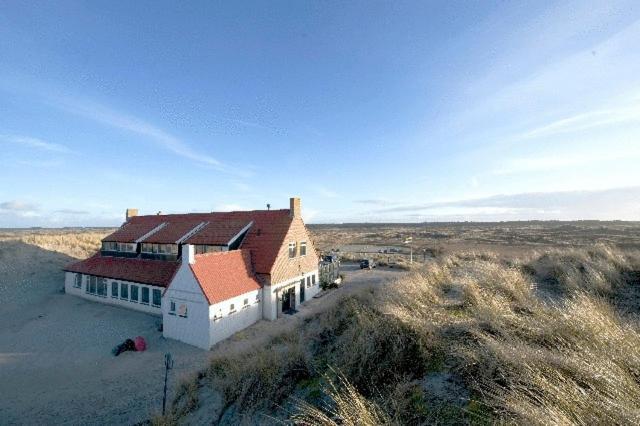 Strandhotel Terschelling Formerum Bagian luar foto